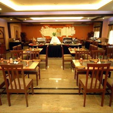 班加罗尔 Aj International酒店 餐厅 照片